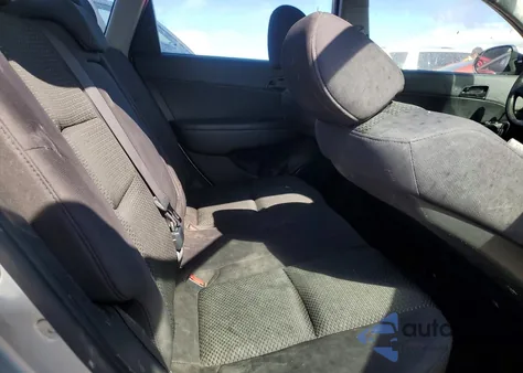 2011 Hyundai Elantra Touring Gls z USA, uszkodzony, nr VIN KMHDB8AE0BU098071